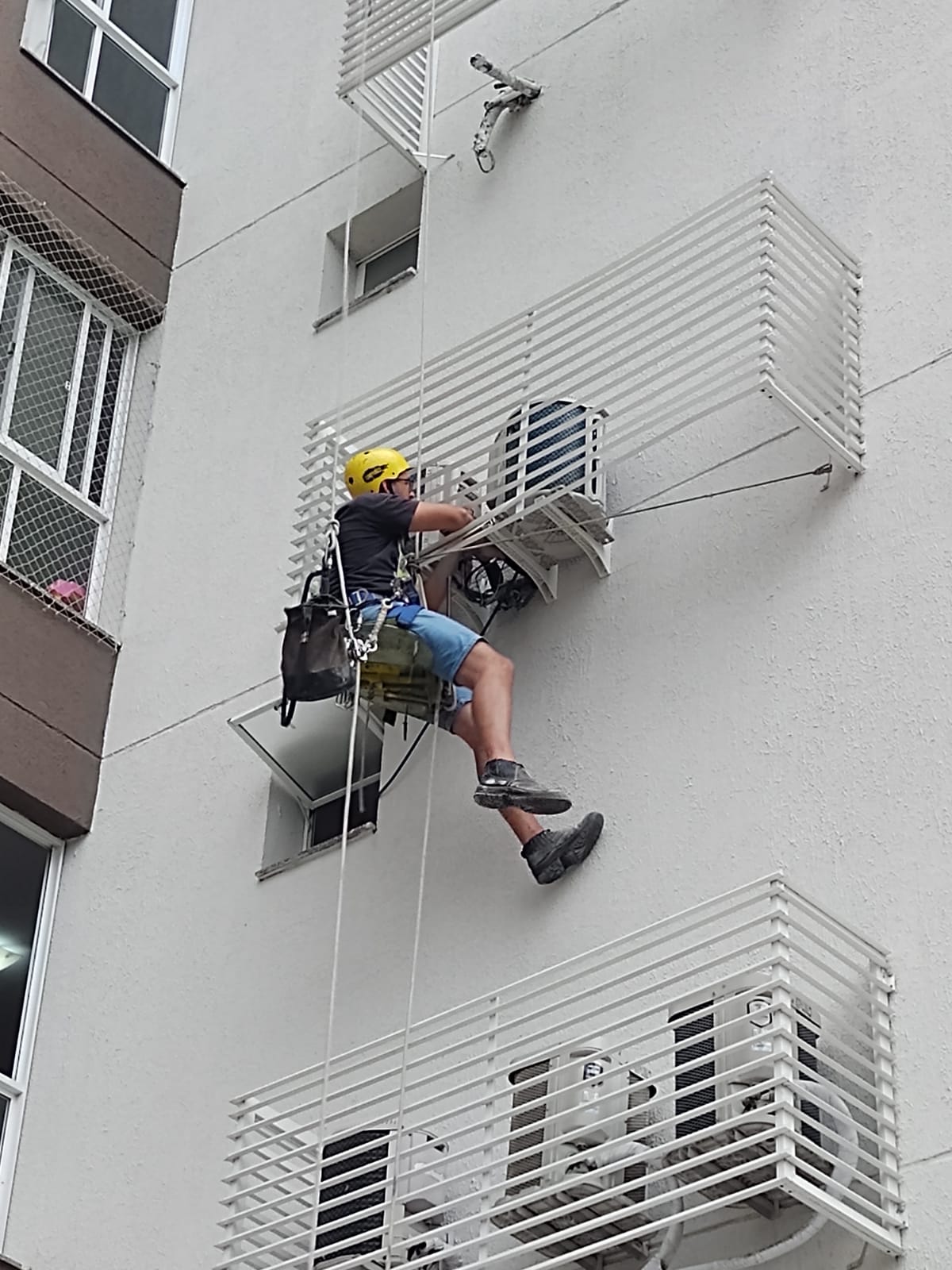 Instalação de Ar Condicionado com Rapel
